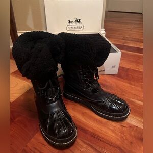 Coach Leonora Monogram Black Winter Boots Size 8.5 B